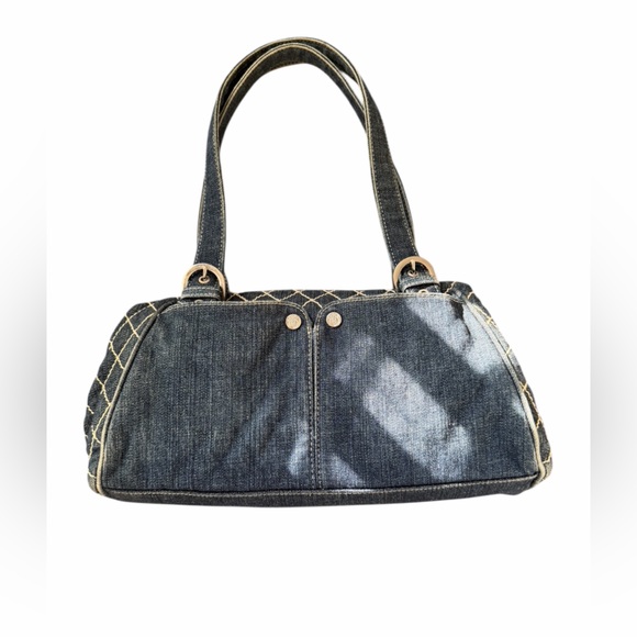 Vera Bradley Stylish Denim Shoulder Bag - Picture 2 of 14